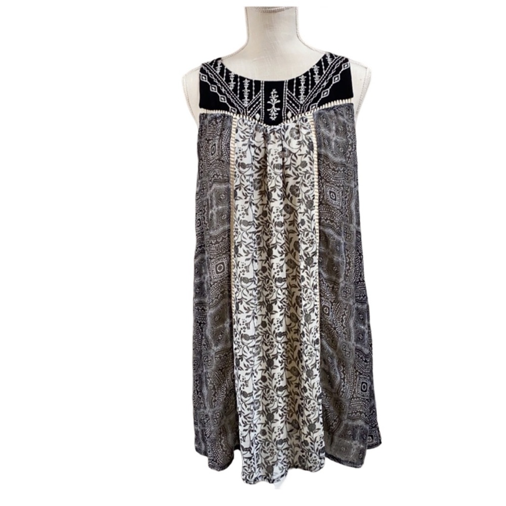 Rewind Sleeveless Black/ivory Lined Dress